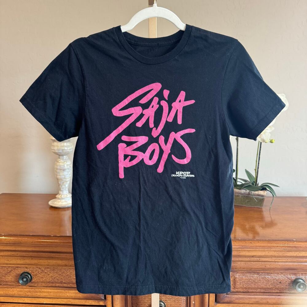 Saja Boys K-Pop Demon Hunters Graphic T-Shirt Black Preloved